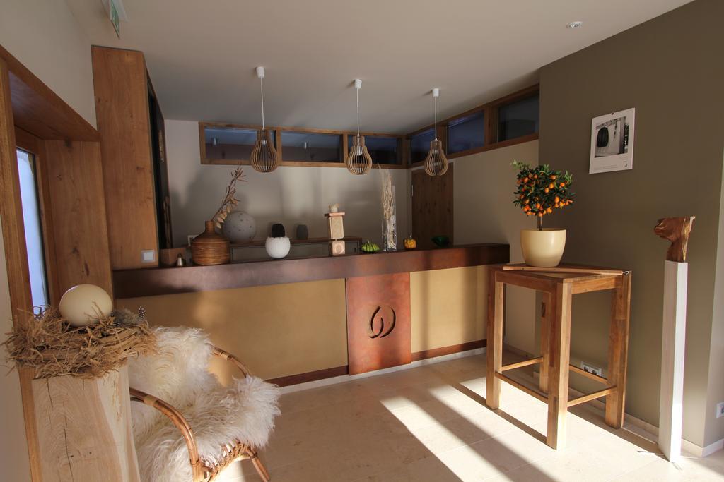 Hotellerie&Spa "Einfach Schon" Дрезден Екстериор снимка